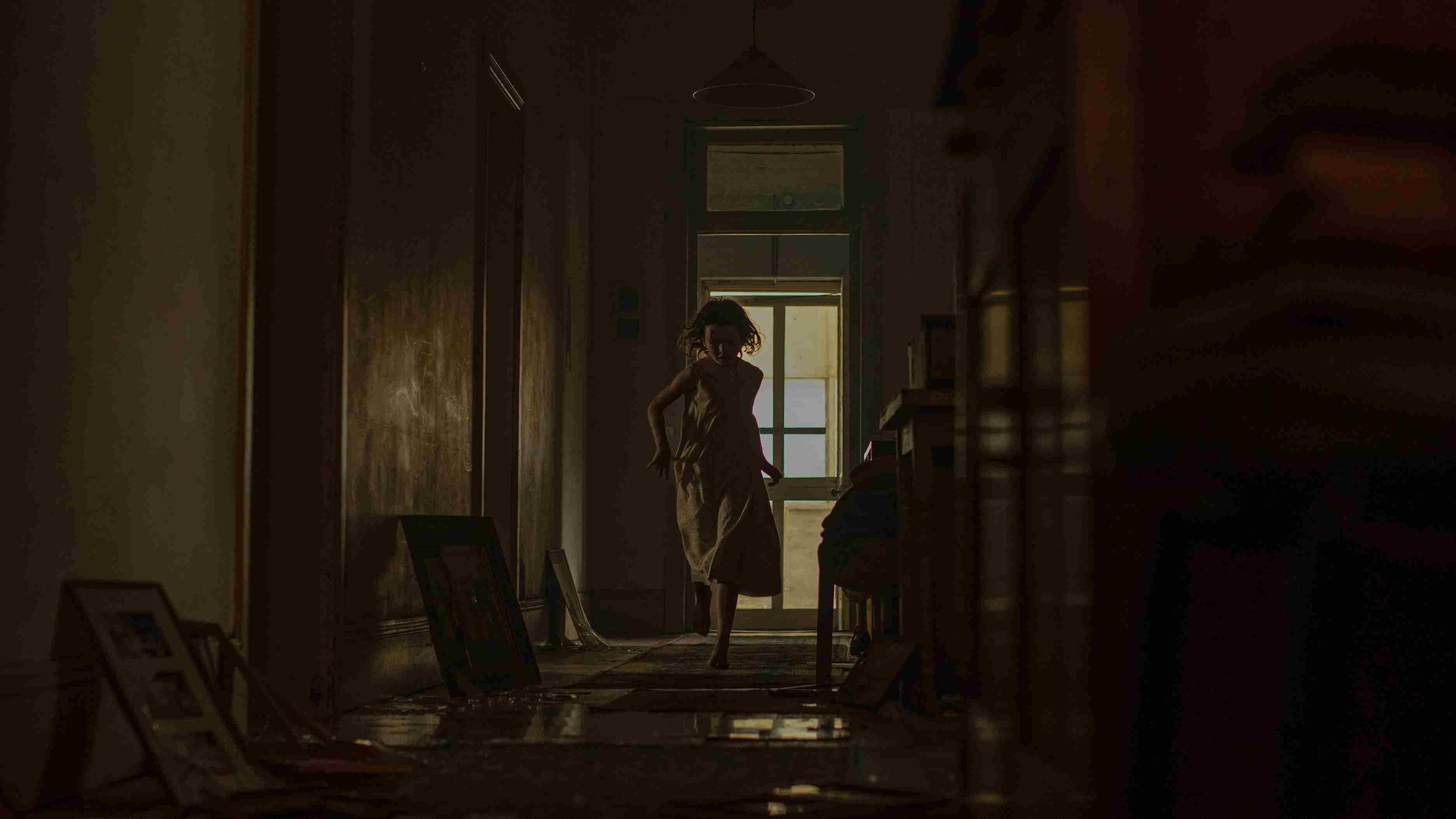 Chạy Đi Thỏ Con