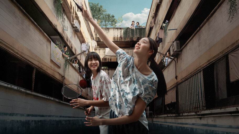 Khoảng Cách Giữa Đôi Ta