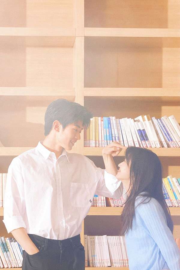 Thời Gian Và Anh, Vừa Hay Đúng Lúc